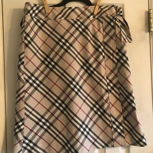 Burberry London skirt